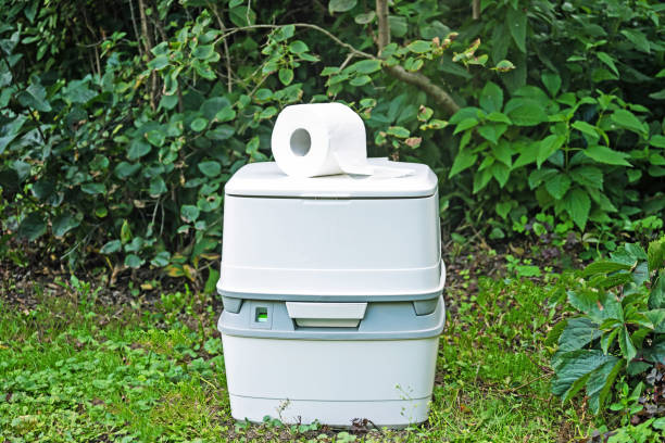 Best Emergency porta potty rental  in Indnola, IA