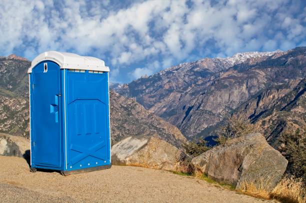 Best Luxury portable toilet rental  in Indnola, IA