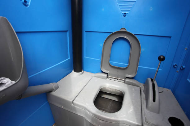 Best Portable restroom trailer rental  in Indnola, IA